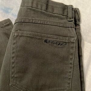 Boys Nike 6.0 jeans size 16 dark gray